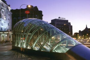 Metro Moyúa